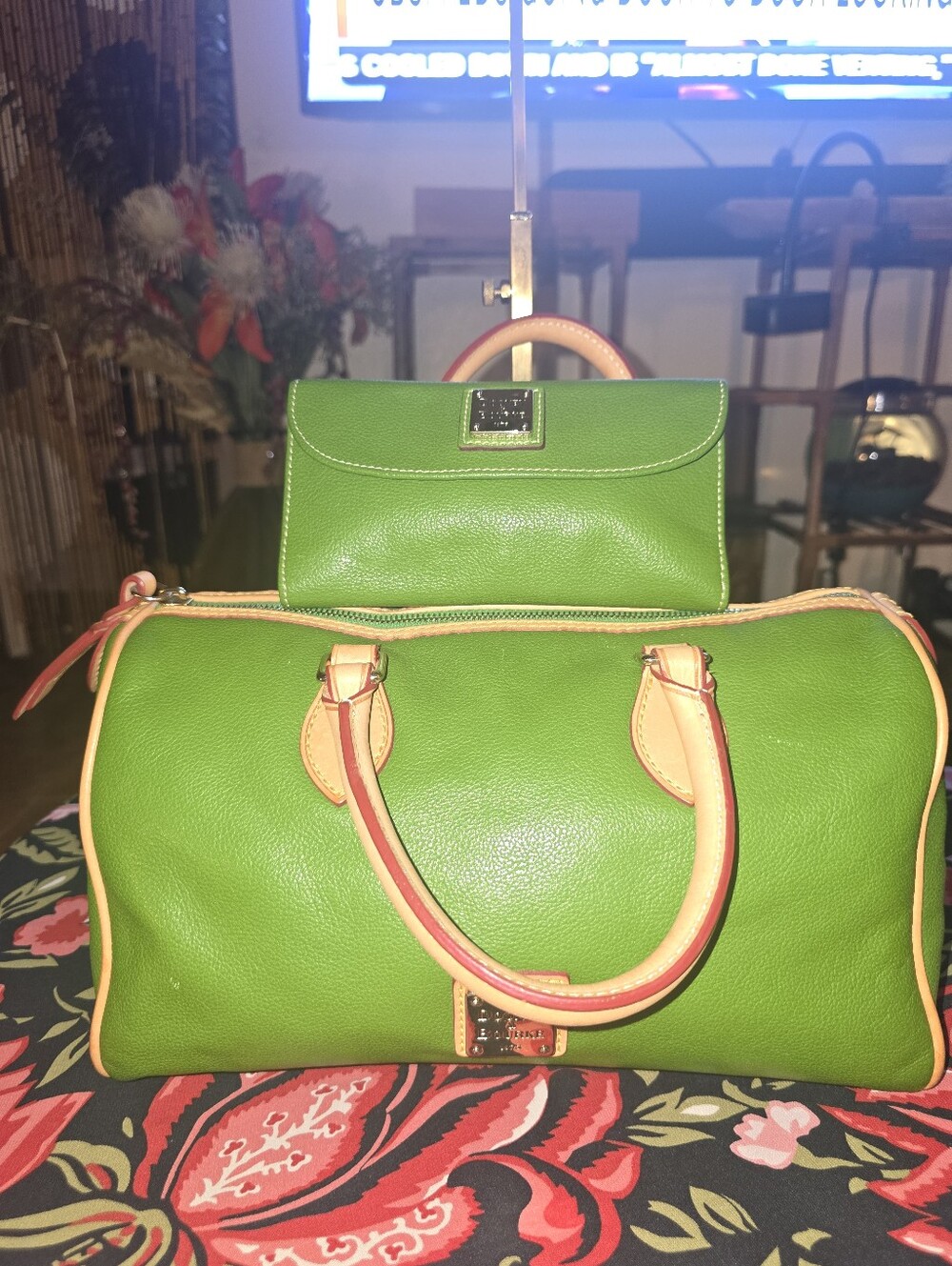 Dooney & Bourke Pebble Grain Leather Crossbody Barrel Satchel & Wallet NWOT - Picture 5 of 15